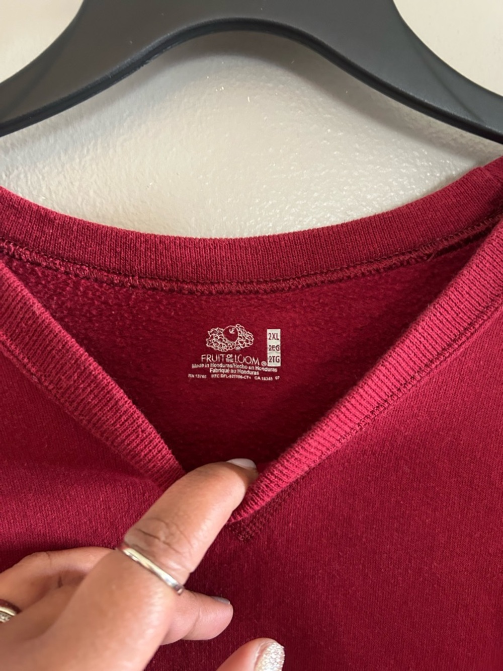 Red oversized fleece pullover sweatshirt - Picture 3 of 10